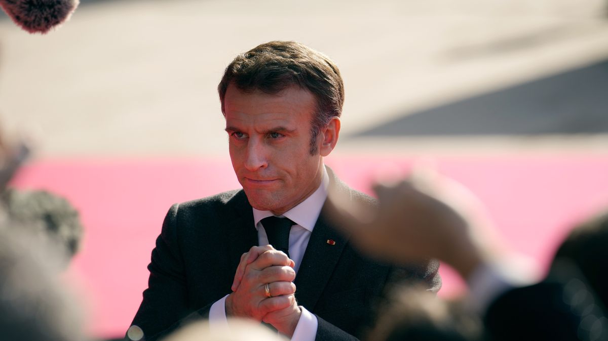 Macron kritiku nebere. Trvá na bezpečnostních zárukách pro Rusko